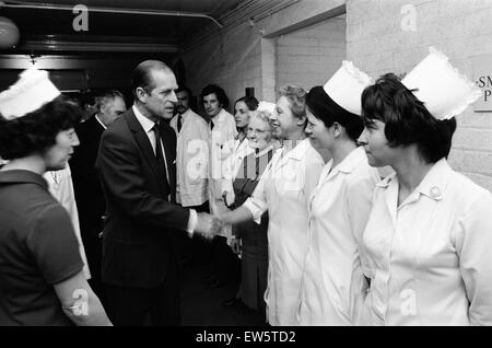 Prince Philip, Duke of Edinburgh, greets staff at Birmingham General Hospital. The Duke was visiting victims of the Birmingham Pub Bombings. 25th November 1974. Stock Photo