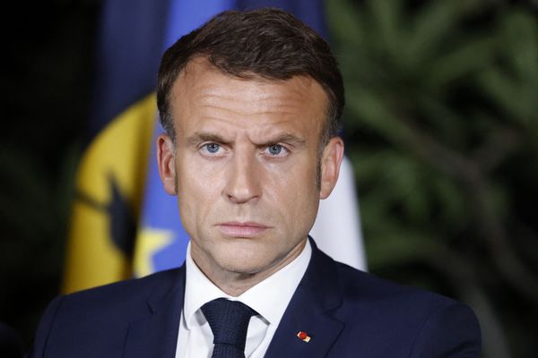 Emmanuel Macron lors de son discours final à Nouméa, dans la nuit du 23 au 24 mai 2024.