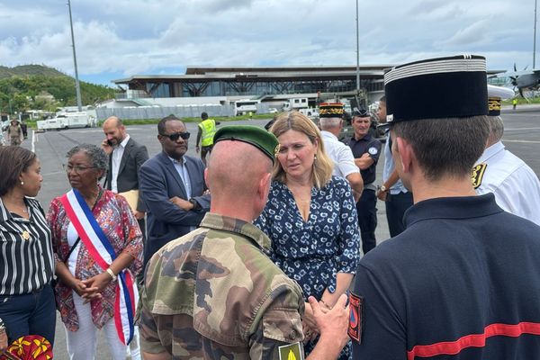 Arrivée de Yaël-Braun-Pivet à Mayotte