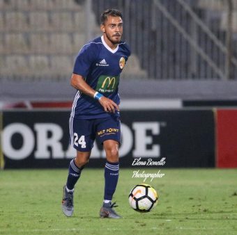 Caio Henrique Rocha durante uma partida com o Birkirkara.