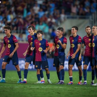 Os jogadores do Barça celebram a vitória sobre o Manchester City, em Orlando. / Foto: Twitter @FCBarcelona_br