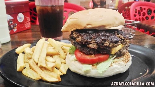 Zark’s Burgers in SM Bacoor, Cavite–my first try of their grilled burgers