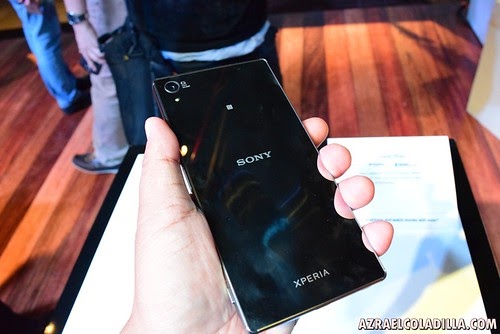 Sony Philippines launches the SmartBand 2, Xperia Z5 series and world’s first 4K smartphone 