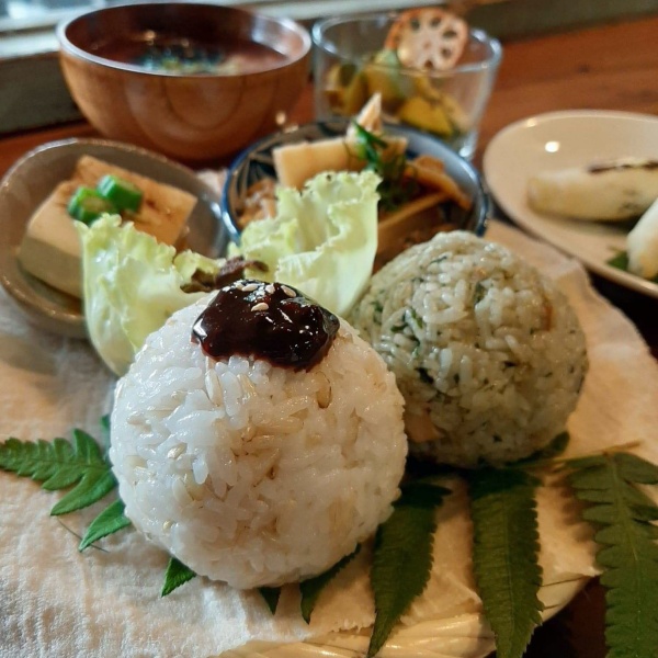 宜蘭蔬食餐廳-一簞食-深溝村飯糰套餐