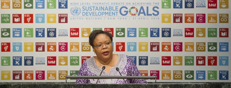 UN Photo 672450: Leymah Gbowee, Nobel Laureate and President of the Gbowee Peace Foundation Africa, addresses the General Assembly High-level Thematic Debate on Achieving the Sustainable Development Goals (SDGs). 21 April 2016