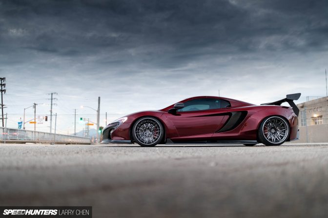 Liberty Walk McLaren MP4-12C Body Kit