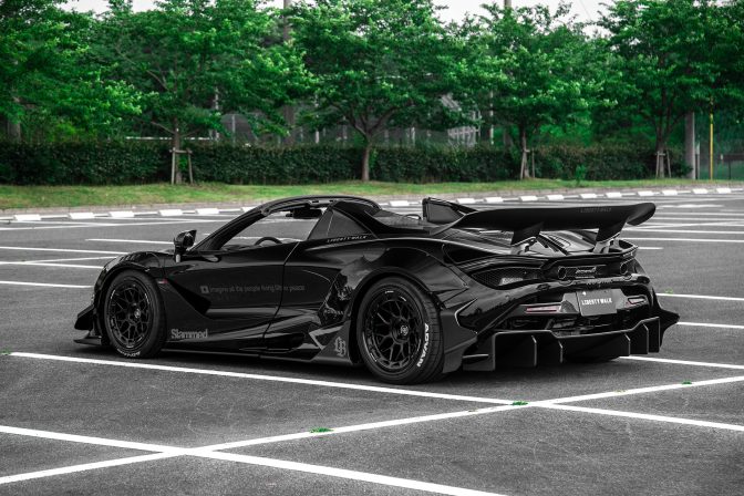 Liberty Walk McLaren 720S Rear Wing & Diffuser