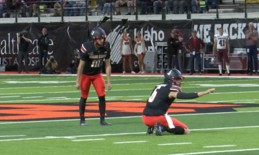 #10 Ian Hershey lines up for field goal on Saturday