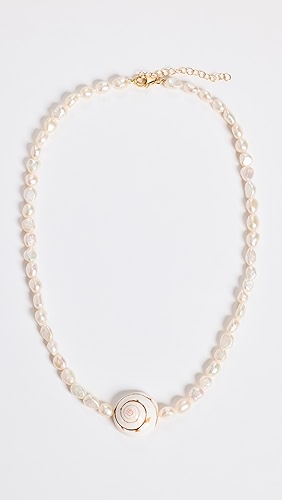 Galley Single Shell Necklace.