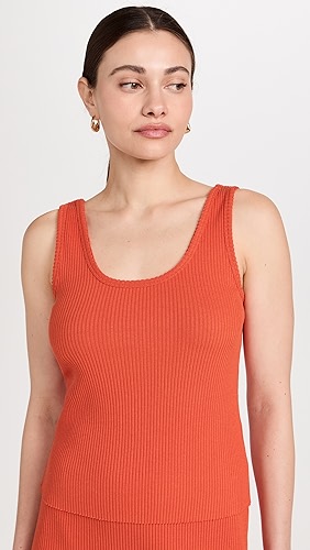 Vince Scoop Neck Rib Tank.