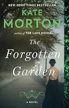 Paperback The Forgotten Garden: A Novel Book