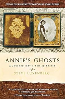 Paperback Annie's Ghosts: A Journey into a Family Secret Book