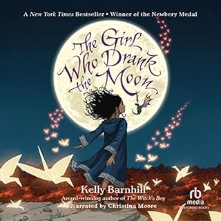 The Girl Who Drank the Moon Audiolibro Por Kelly Barnhill arte de portada