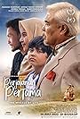 Ahmad Tarmimi Serigar, Muzakki Ramdhan, Randy Pangalila, and Adinda Thomas in Perjalanan Pertama (2021)