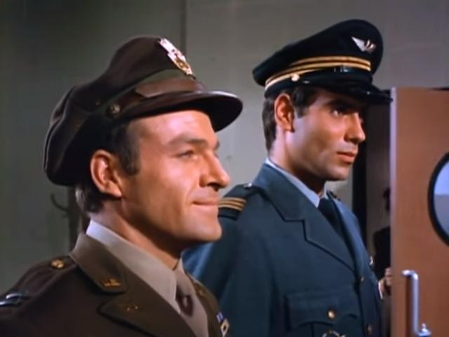 Marino Masé and Don Francks in Jericho (1966)