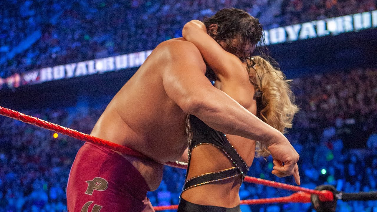 Dalip Singh and Beth Phoenix in Royal Rumble (2010)