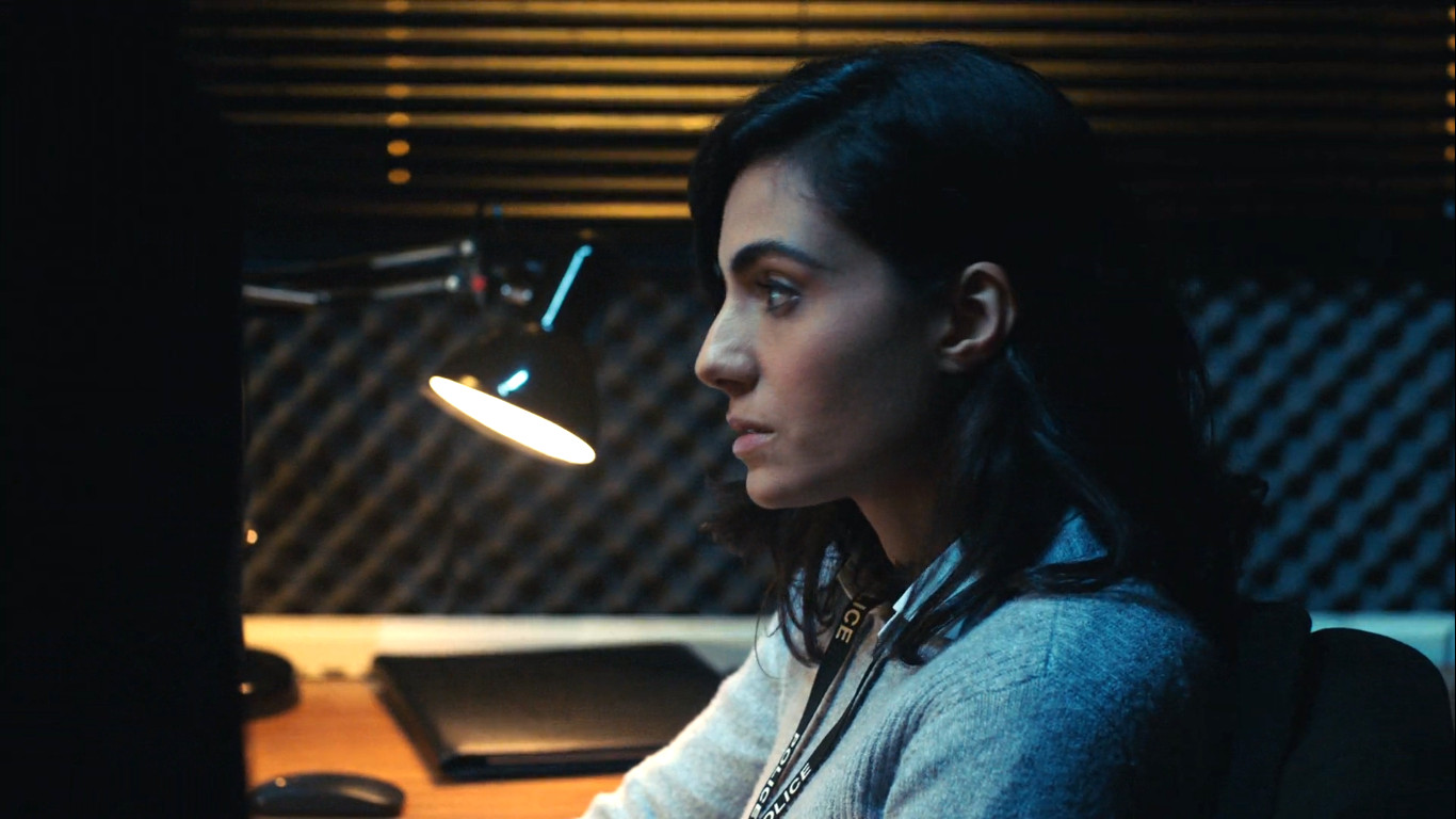 Aiysha Hart in Line of Duty (2012)