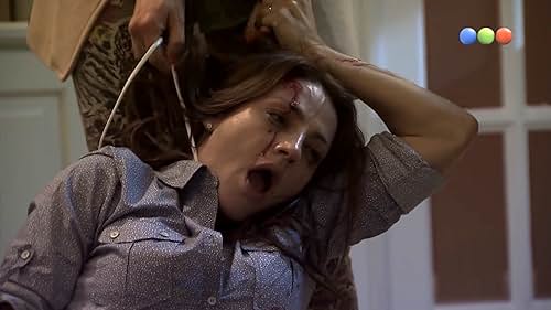 Eleonora Wexler in Los vecinos en guerra (2013)