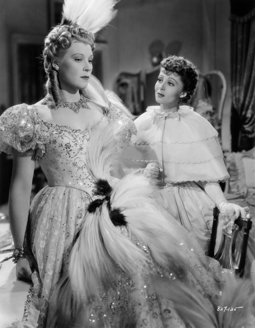 Miliza Korjus and Luise Rainer in The Great Waltz (1938)