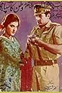 Mohammad Ali, Zeenat Begum, Nanha, Sultan Rahi, Firdous, and Sikander in Watan Ka Sipahi (1966)