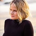 Joelle Carter