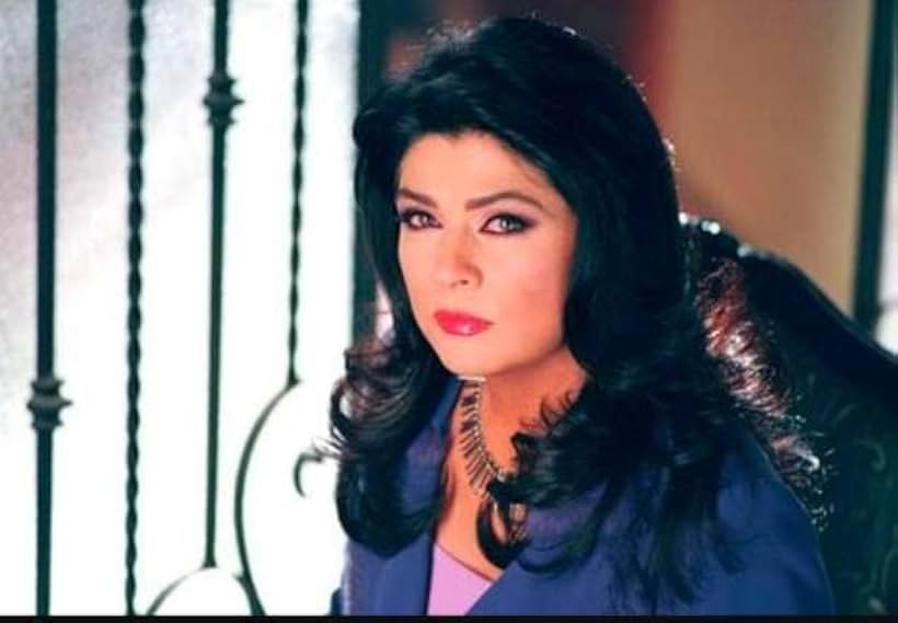 Victoria Ruffo in Stepmother (2005)