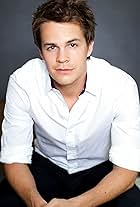 Johnny Simmons