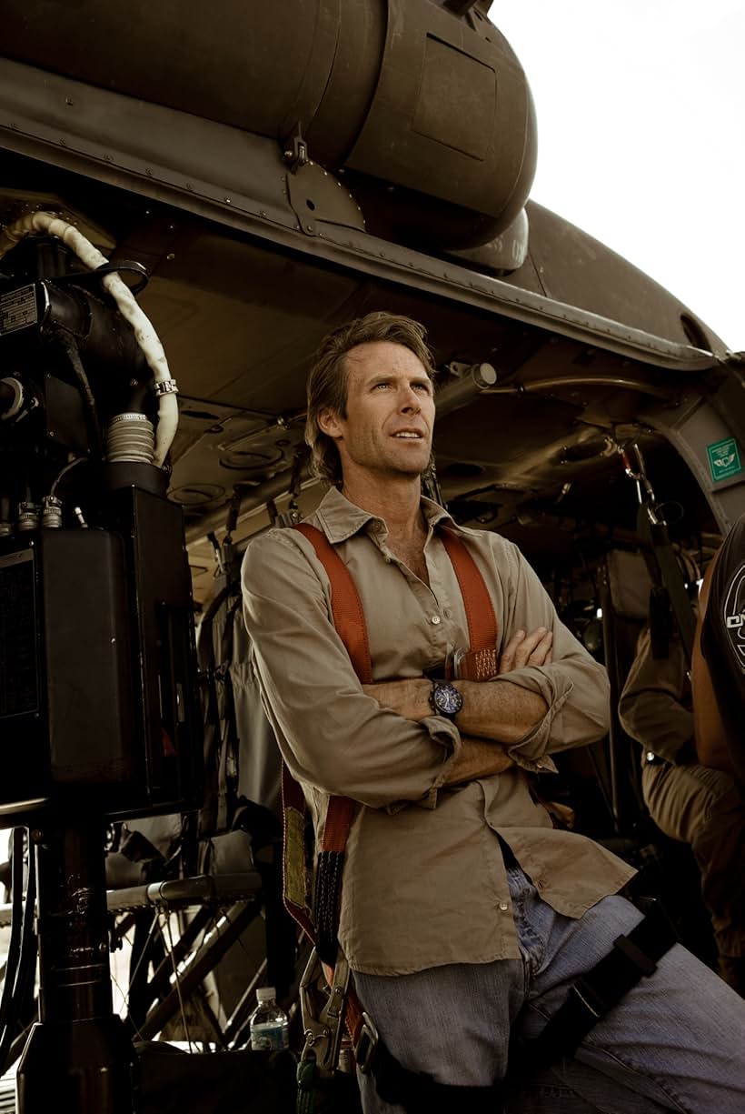 Michael Bay in Transformers (2007)