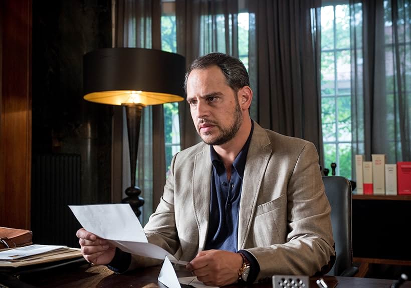 Moritz Bleibtreu in Shades of Guilt (2015)