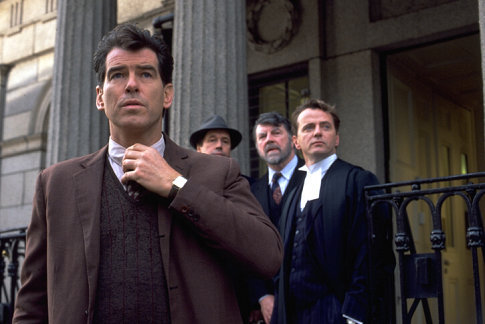 Pierce Brosnan and Aidan Quinn in Evelyn (2002)