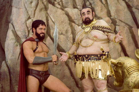 Ken Davitian and Sean Maguire in Meet the Spartans (2008)