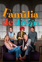 Familia de Diván (2023)