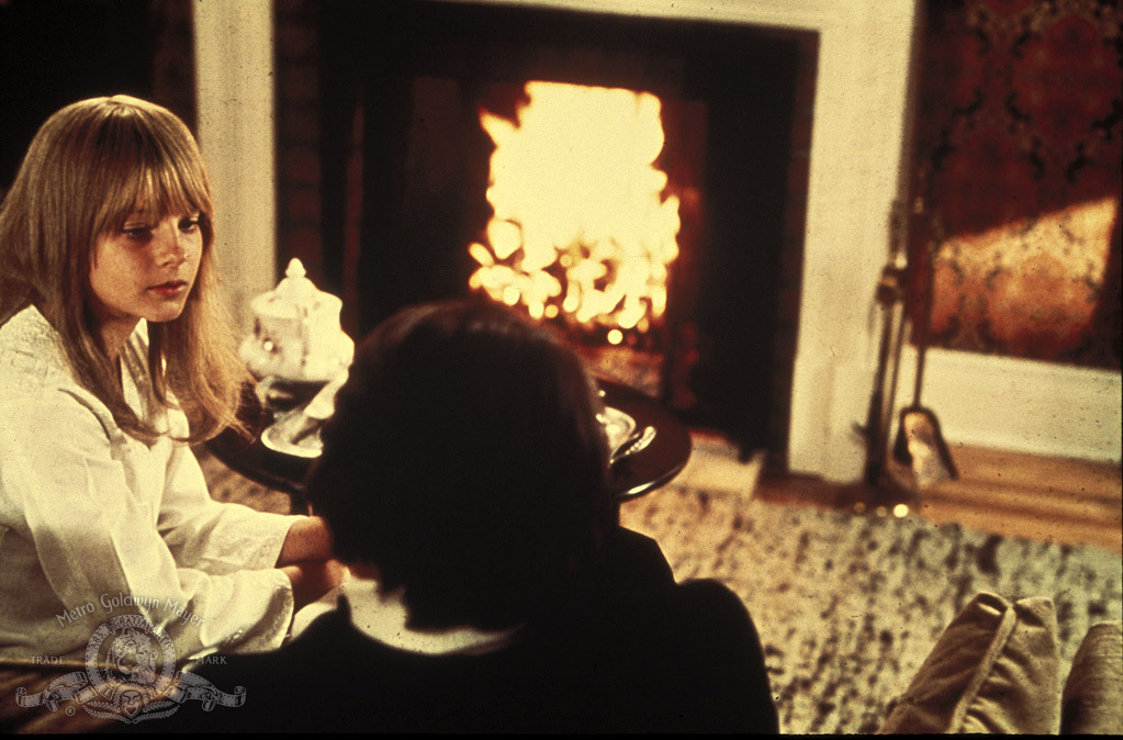 Jodie Foster and Martin Sheen in The Little Girl Who Lives Down the Lane (1976)