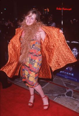 Kelly Stone at an event for Sphere (1998)