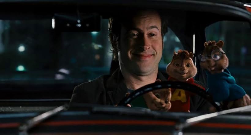 Jason Lee, Justin Long, Jesse McCartney, and Matthew Gray Gubler in Alvin and the Chipmunks (2007)