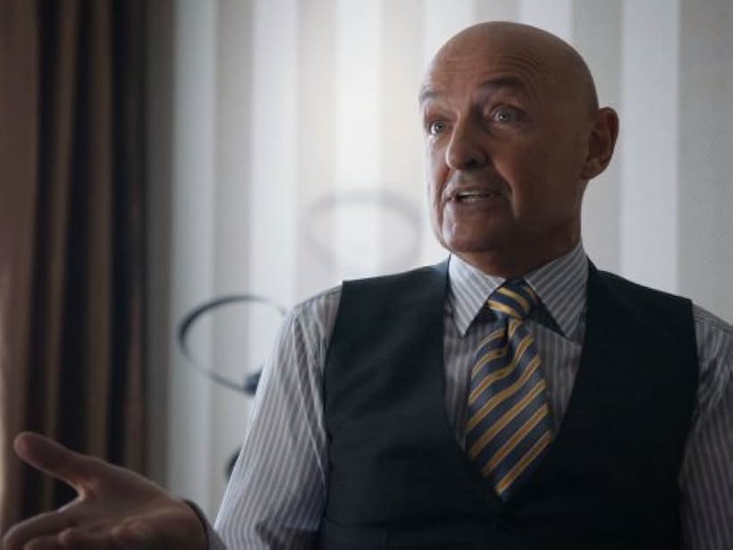 Terry O'Quinn in Pilot (2012)