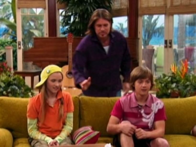 Billy Ray Cyrus, Emily Osment, and Jason Earles in Hannah Montana (2006)