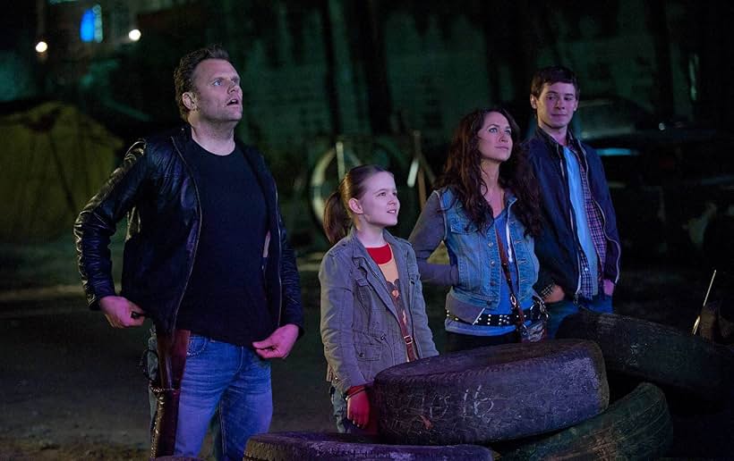 Kirk Ward, Tyler Ross, Maiara Walsh, and Izabela Vidovic in Zombieland (2013)