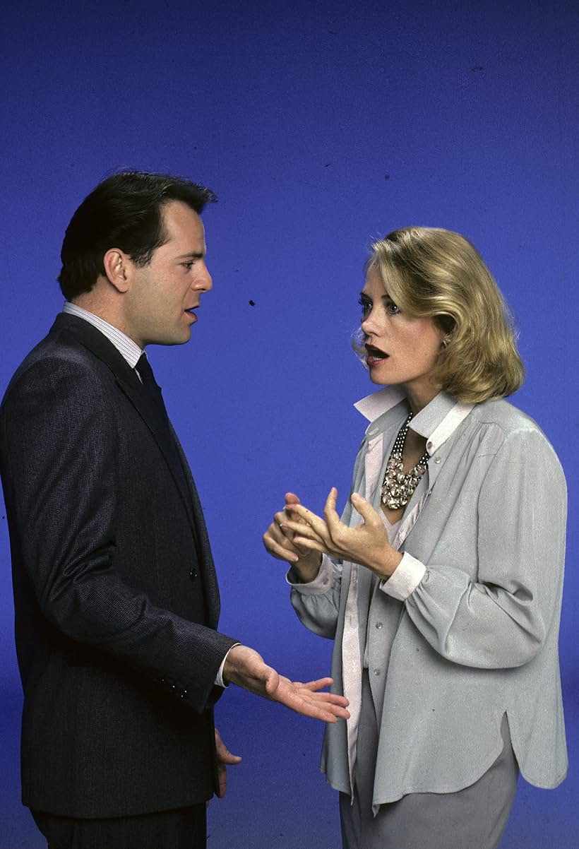 Bruce Willis and Cybill Shepherd in Moonlighting (1985)