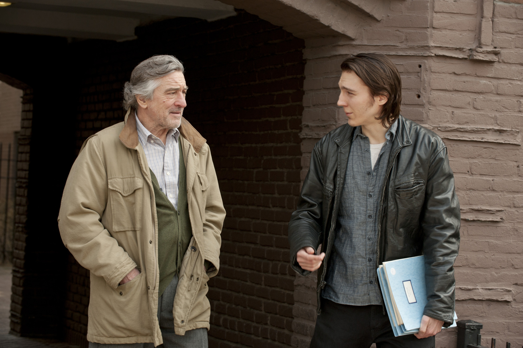 Robert De Niro and Paul Dano in Being Flynn (2012)