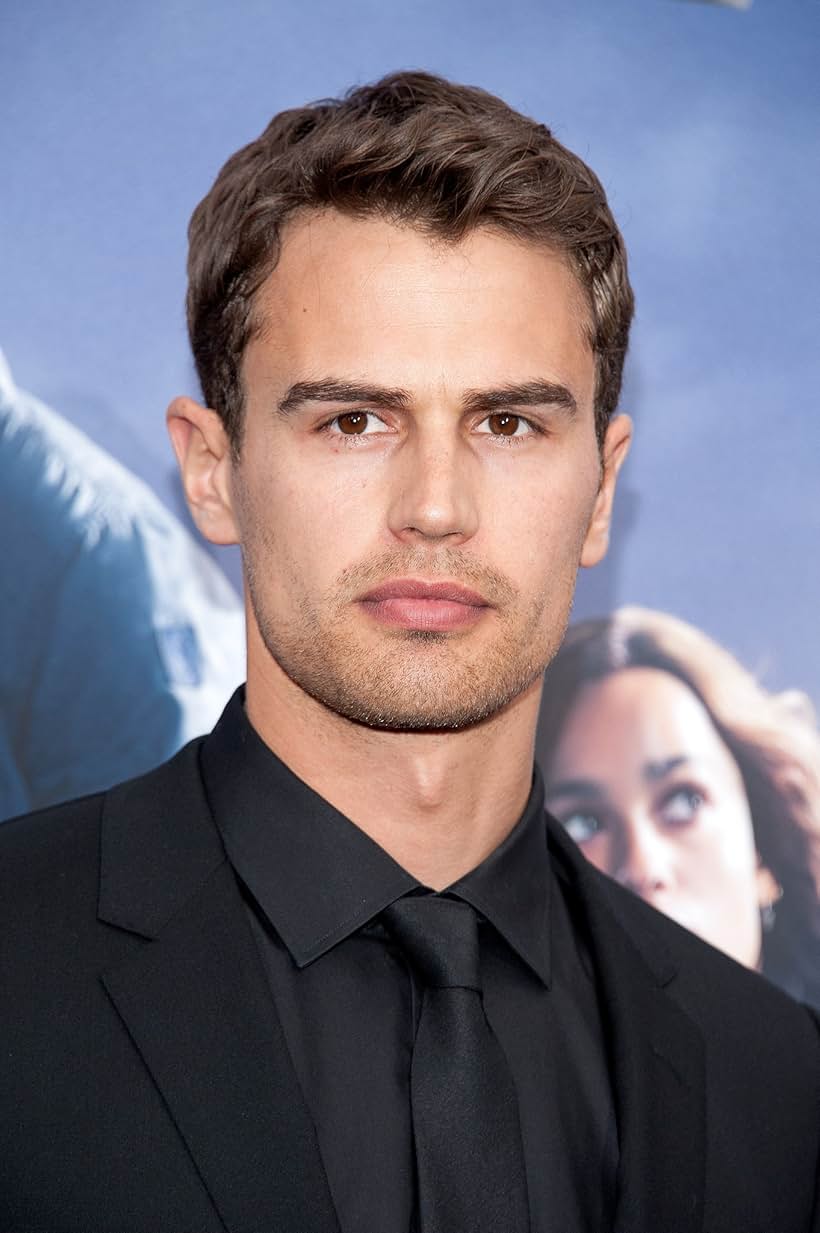 Theo James at an event for Allegiant (2016)