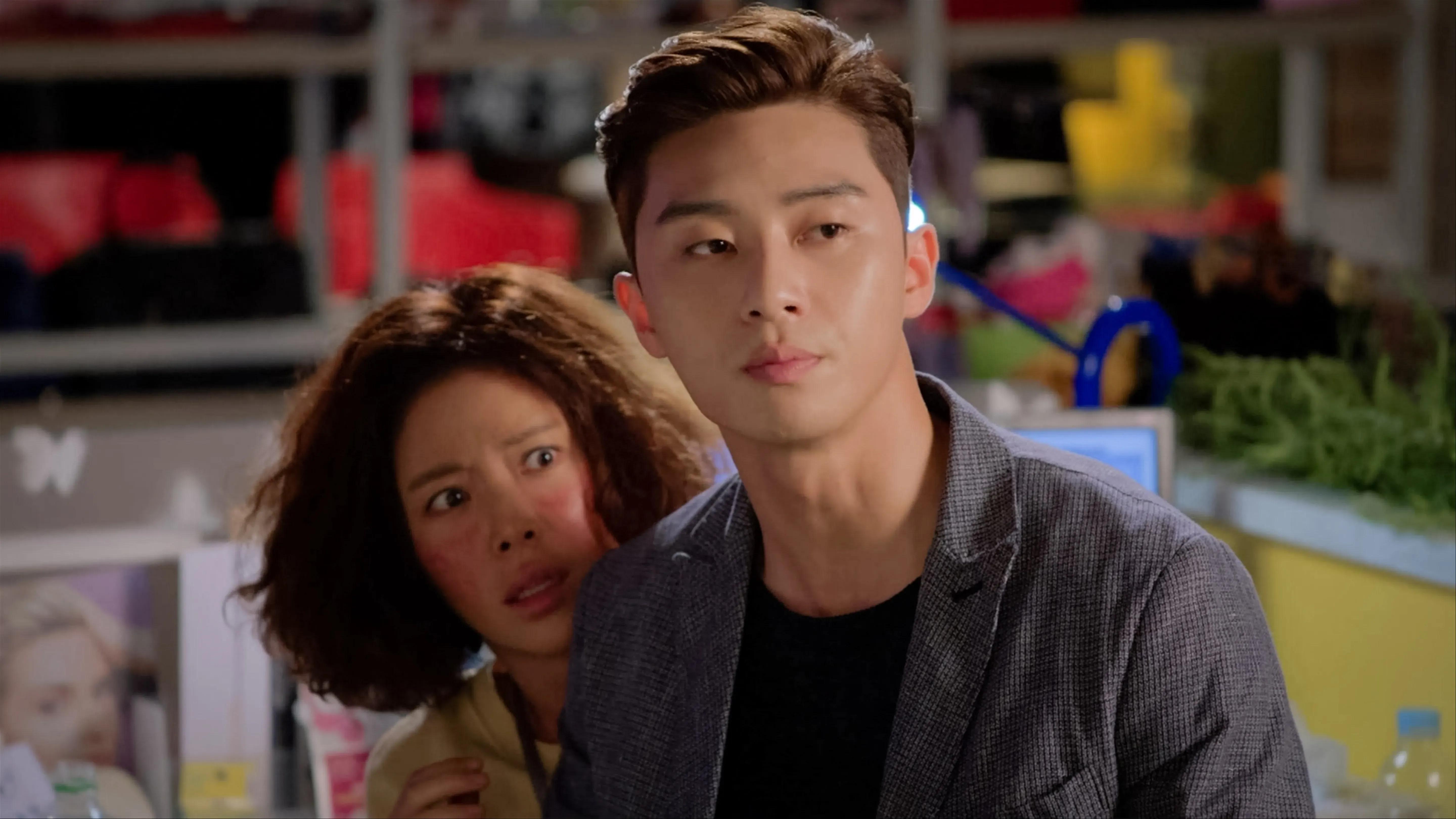 Hwang Jeong-eum and Park Seo-joon in She Was Pretty (2015)