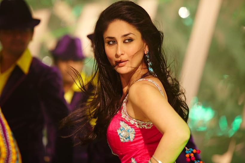 Kareena Kapoor in Bodyguard (2011)