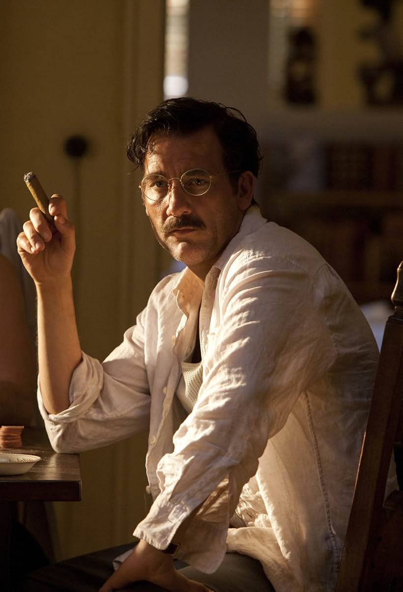 Clive Owen in Hemingway & Gellhorn (2012)