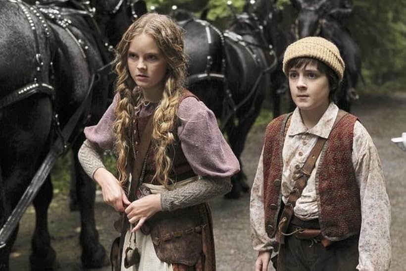 Quinn Lord and Karley Scott Collins in Once Upon a Time (2011)