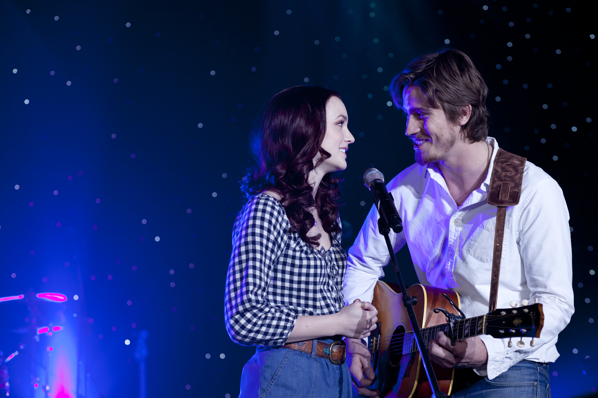 Leighton Meester and Garrett Hedlund in Country Strong (2010)