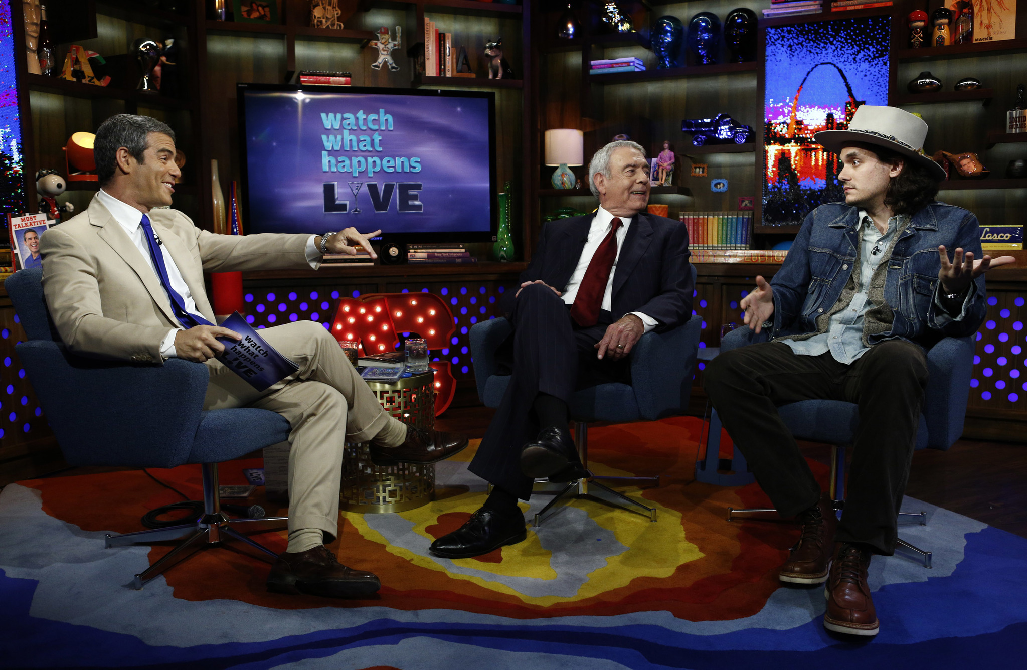 Andy Cohen, Dan Rather, and John Mayer in Watch What Happens Live with Andy Cohen (2009)