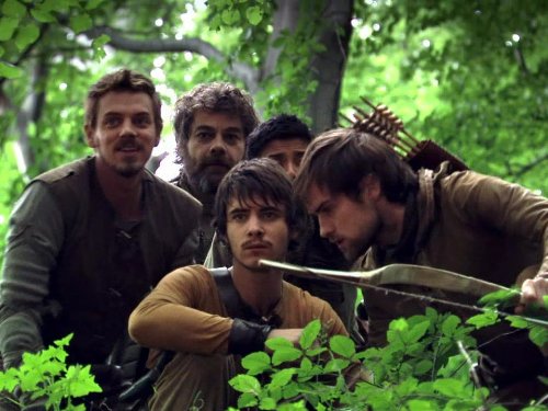 Gordon Kennedy, Harry Lloyd, Joe Armstrong, Anjali Jay, and Jonas Armstrong in Robin Hood (2006)