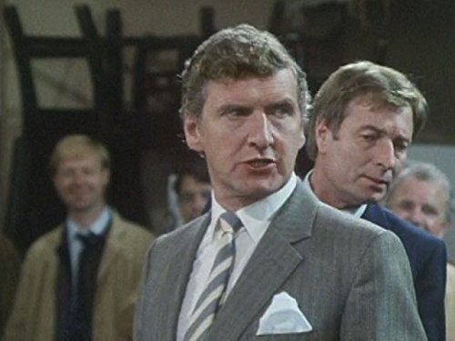 Malcolm Tierney and John Scholes in Lovejoy (1986)