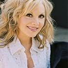 Stella Parton